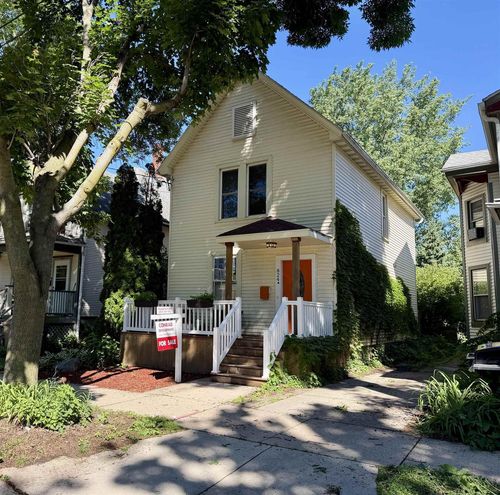 824 E Dayton St, Madison, WI, 53703-2318 | Card Image