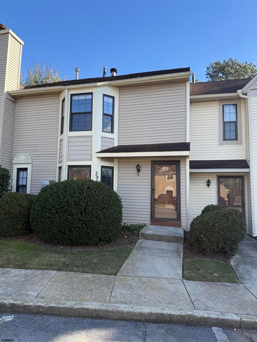 39 Cambridge Townhouse Dr, Egg Harbor Township, NJ, 08234-4609 | Card Image