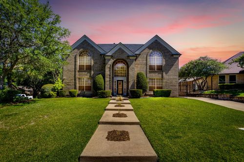 7501 Amhurst Cir, Fort Worth, TX, 76132-3535 | Card Image
