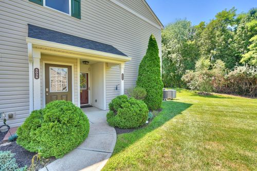 5032 Nelson Ln, Burlington, KY, 41005-6302 | Card Image