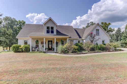 5665 Crawford Rd, Hernando, MS, 38632-6741 | Card Image