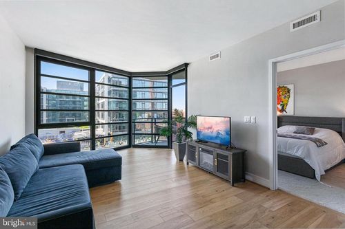 unit-711-1300 4th St Se, WASHINGTON, DC, 20003-2574 | Card Image