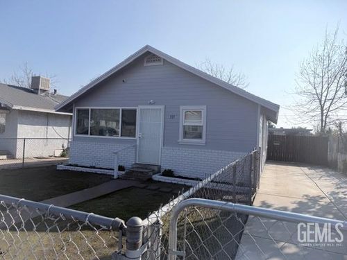 315 Lincoln Ave, Bakersfield, CA, 93308-3363 | Card Image