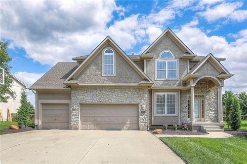 2300 Ne 109th St, Kansas City, MO, 64155-2269 | Card Image