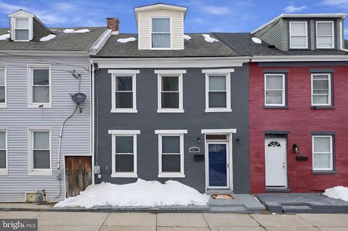 47 E South St, YORK, PA, 17401-2761 | Card Image