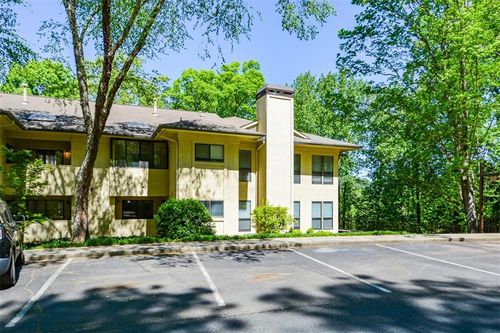 607 Lismore Se, Smyrna, GA, 30080-2976 | Card Image