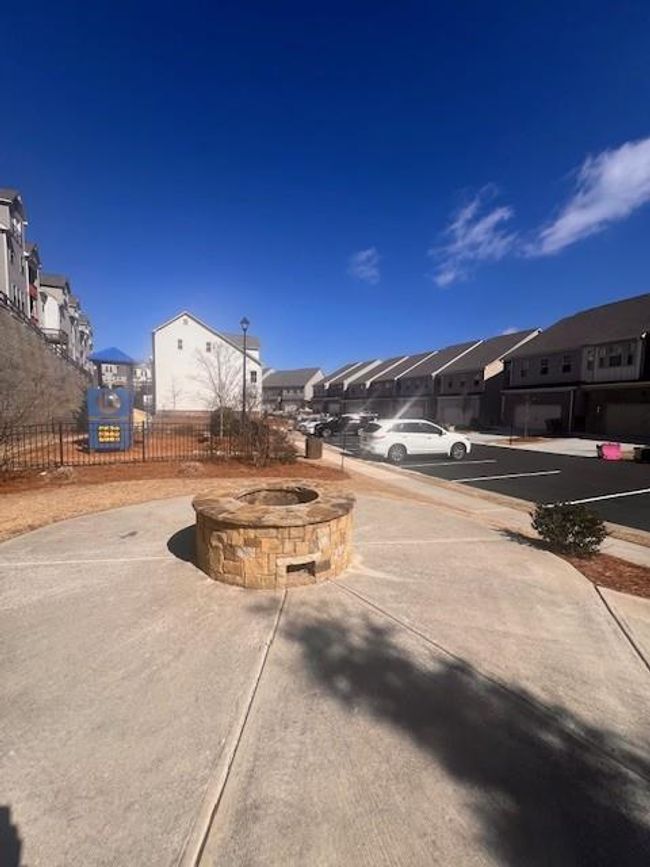 1935 Manor Pointe Dr, Condo with 3 bedrooms, 3 bathrooms and null parking in Cumming GA | Image 62