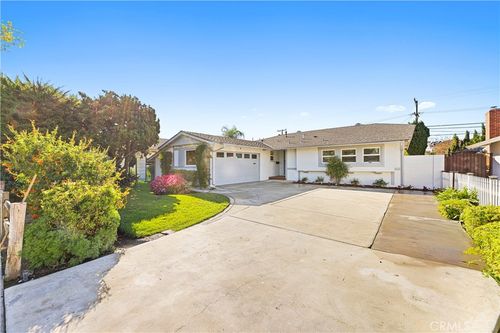 1413 S Loara St, Anaheim, CA, 92802-2122 | Card Image