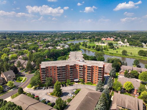 apt-301-1 Bloomingdale Pl, Bloomingdale, IL, 60108-1292 | Card Image