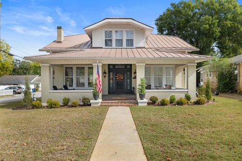 928 N Wood Ave, Florence, AL, 35630 | Card Image