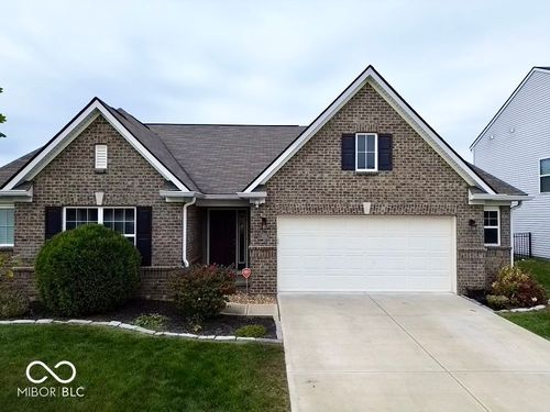 8336 Penbrooke Pl, Indianapolis, IN, 46237-8762 | Card Image