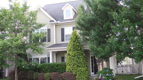 742 Keystone Park Dr, Morrisville, NC, 27560-6823 | Card Image