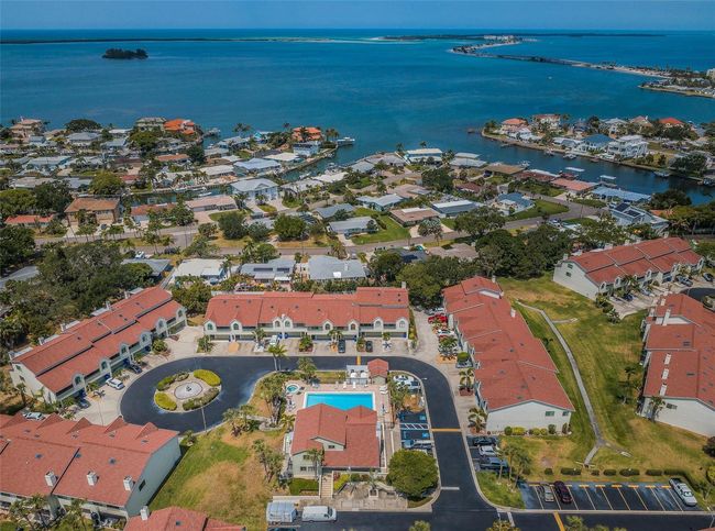 2353 Hanover Dr, Townhouse with 2 bedrooms, 2 bathrooms and null parking in DUNEDIN FL | Image 79