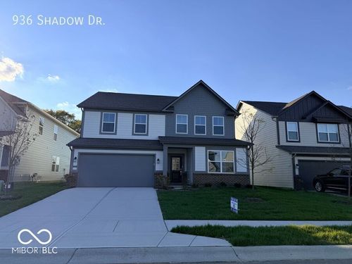 936 Shadow Dr, Danville, IN, 46122-9227 | Card Image