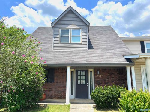 9904 Cascade Cir Se, Huntsville, AL, 35802-3746 | Card Image