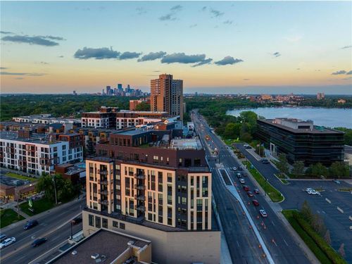 apt-804-3012 Excelsior Blvd, Minneapolis, MN, 55416-4653 | Card Image