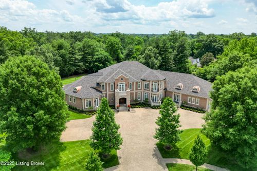 203 Waterleaf Way, Louisville, KY, 40207-5720 | Card Image