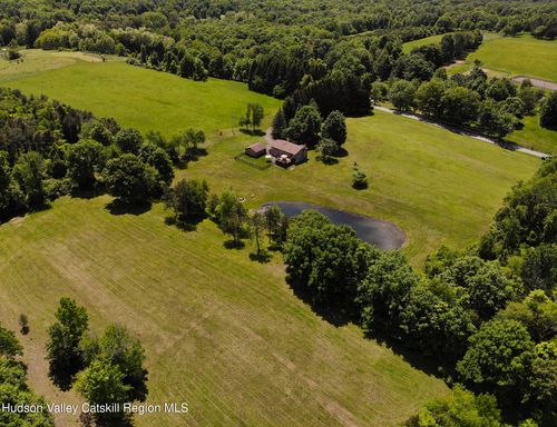 526 Taghkanic Rd, Elizaville, NY, 12523-1083 | Card Image