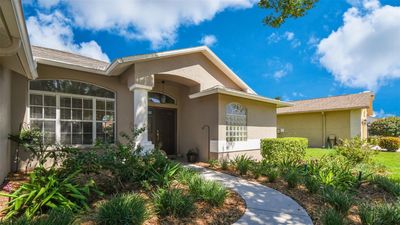 18520 Hidden Pines Way, House other with 3 bedrooms, 2 bathrooms and null parking in Hudson FL | Image 2