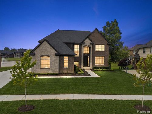 16199 Via Colico, Macomb, MI, 48042-1077 | Card Image