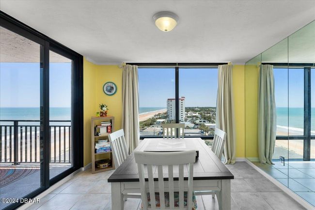 Dining Room Entertaining | Image 23