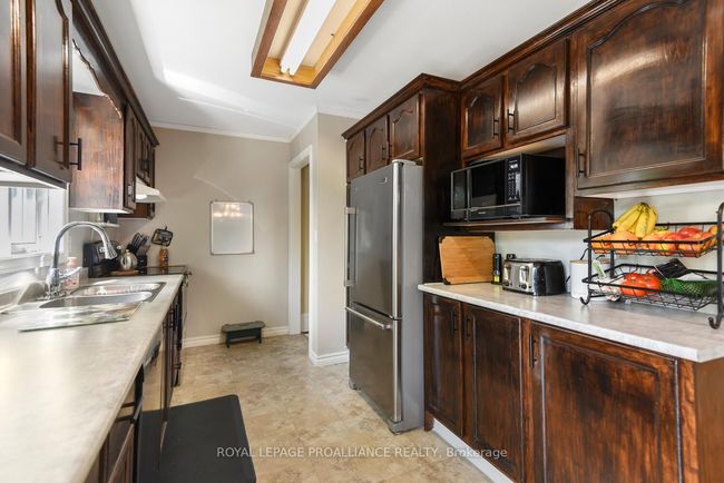 46 Graham Lake Rd, House other with 4 bedrooms, 2 bathrooms and 6 parking in Front Yonge ON | Image 17