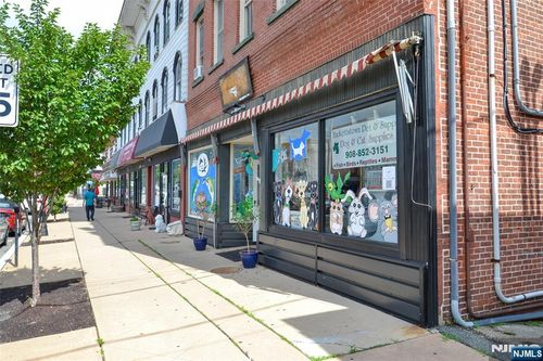 141-143 Main St, Hackettstown, NJ, 07840-1929 | Card Image