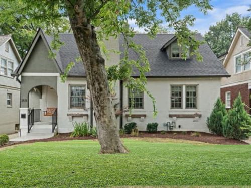 2531 Ashwood Ave, Nashville, TN, 37212-4809 | Card Image