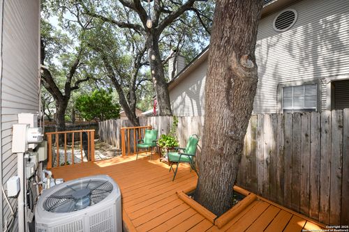 9536 Dover Rdg, San Antonio, TX, 78250-3102 | Card Image