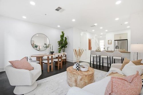 820 Altaire Walk, Palo Alto, CA, 94303-4642 | Card Image