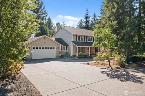 41 E Hofaker Rd, Allyn, WA, 98524-8712 | Card Image