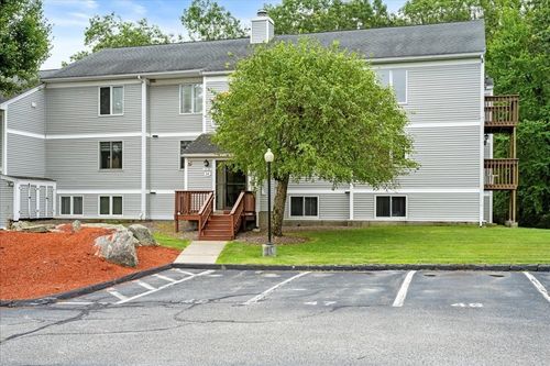 48-330 Sunderland Rd, Worcester, MA, 01606 | Card Image