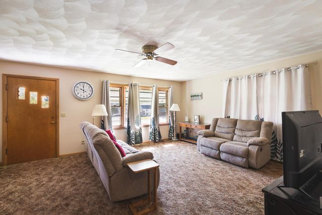 1456 S Carroll Ave, House other with 2 bedrooms, 2 bathrooms and 1 parking in FREEPORT IL | Image 4