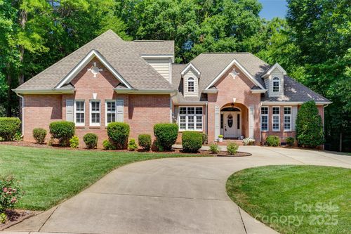 125 Highland Forest Dr, Clover, SC, 29710-6306 | Card Image