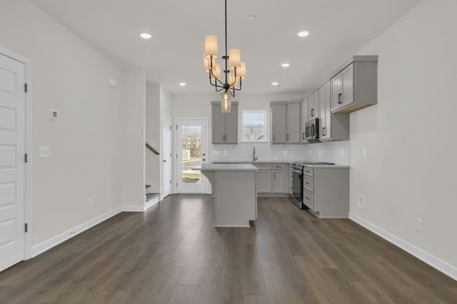 1934 Amacher Dr, Townhouse with 2 bedrooms, 3 bathrooms and 2 parking in Spring Hill TN | Image 7