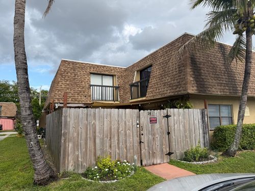 19-14-6580 W 24th Ct, Hialeah, FL, 33016 | Card Image