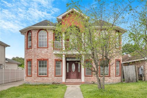 7721 Bullard Ave, New Orleans, LA, 70128-1136 | Card Image
