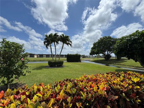 984-984 Normandy U, Delray Beach, FL, 33484-7944 | Card Image