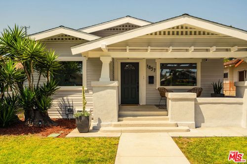 1857 W 41st St, Los Angeles, CA, 90062-1525 | Card Image
