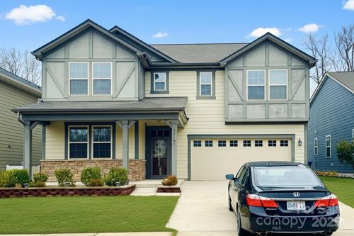 14107 Magnolia Walk Dr, Huntersville, NC, 28078-2484 | Card Image