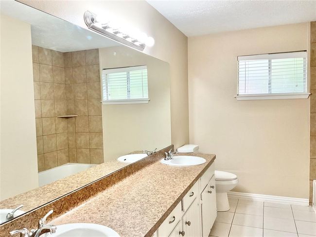 guest bathroom | Image 20