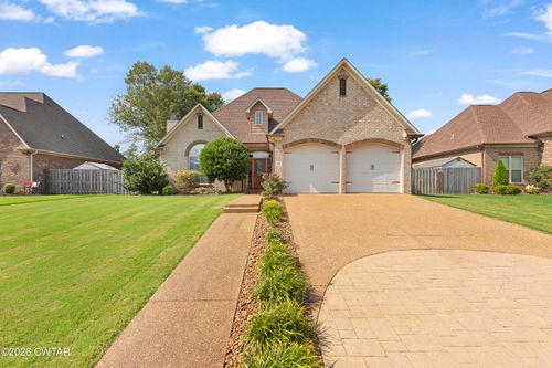 29 Brookwood Dr, Jackson, TN, 38305-8026 | Card Image