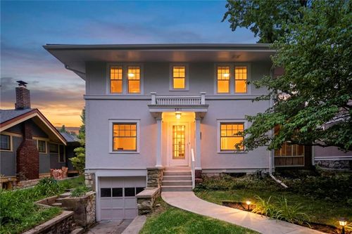 5811 Charlotte St, Kansas City, MO, 64110-3017 | Card Image