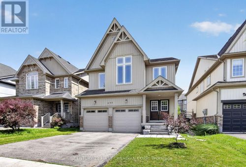 697 Killarney Rd, London, ON, N5X0C8 | Card Image