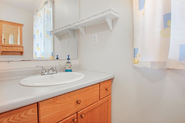 22 Magnolia Ln, House other with 3 bedrooms, 2 bathrooms and null parking in Derry NH | Image 8