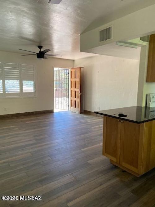 3991 E Timrod St, Tucson, AZ, 85711-4144 | Card Image