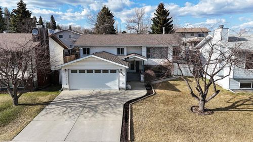 5910 10 Avenue, Edson, AB, T7E1J3 | Card Image