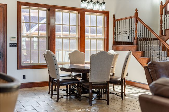 View of dining area | Image 17