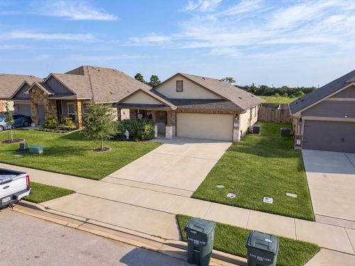 5244 Montague Loop, Bryan, TX, 77807-1560 | Card Image