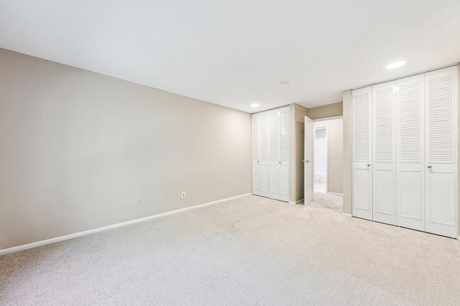 17_15_interior.jpg | Image 17
